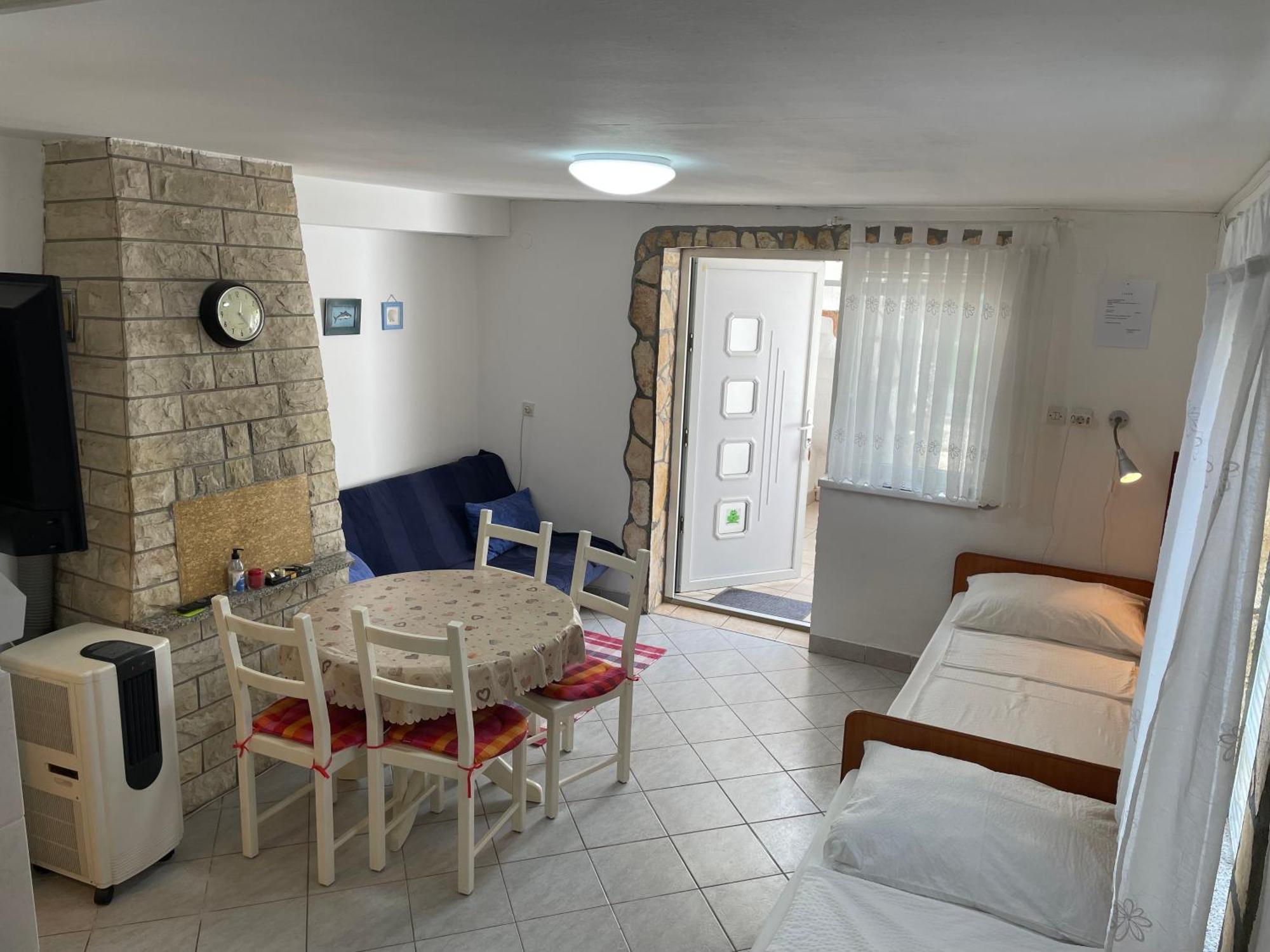 Apartments Zora Nin Room photo