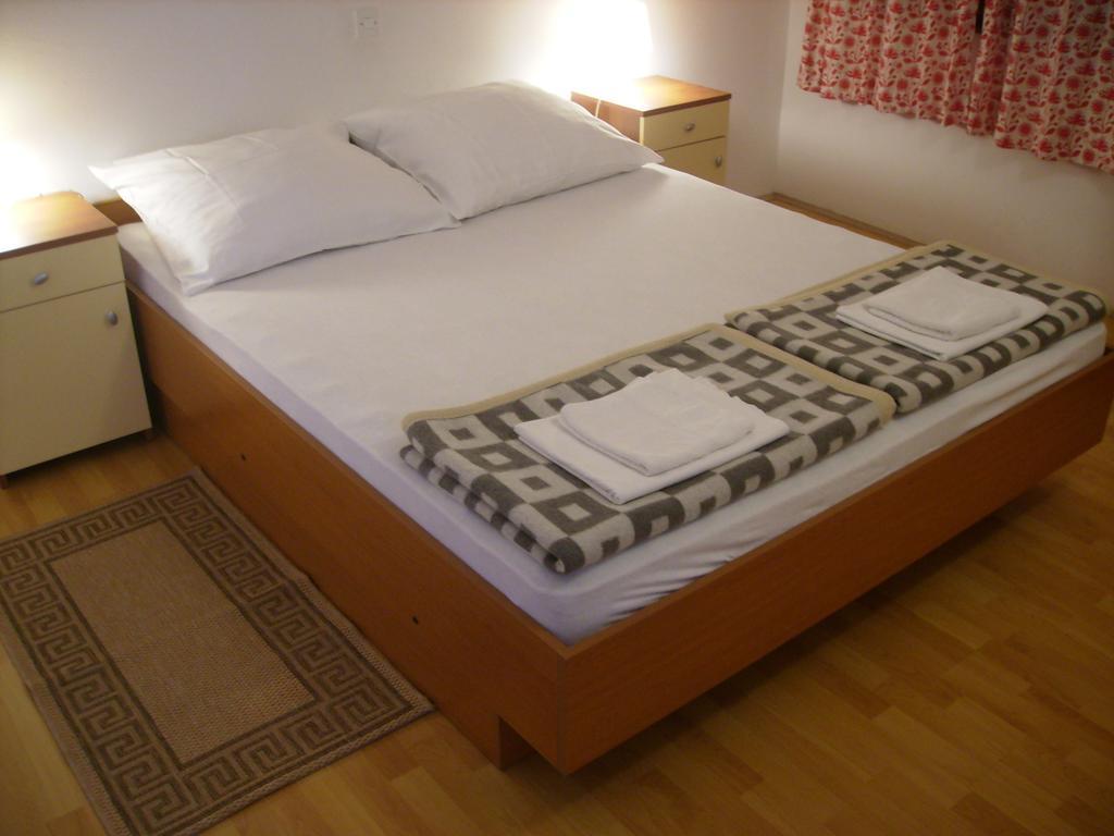 Apartments Zora Nin Room photo